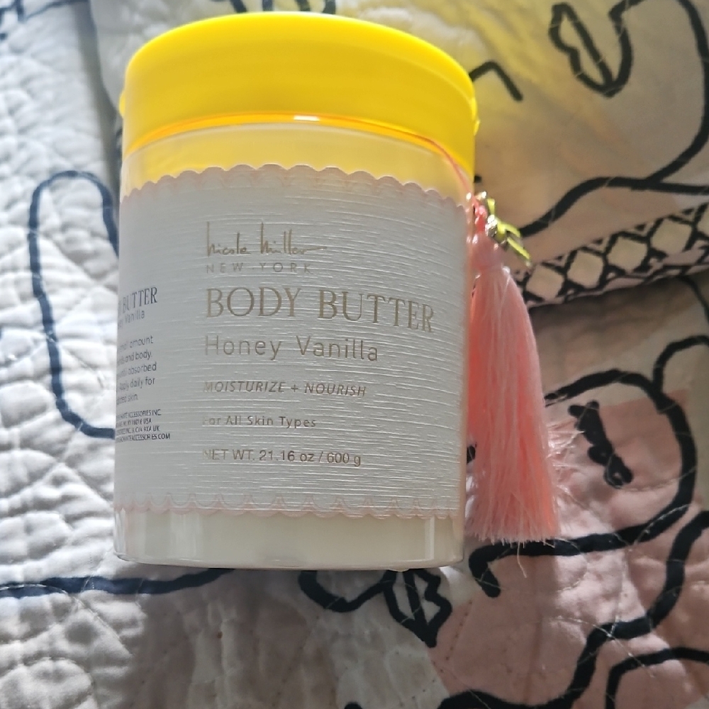 Nicole Miller Honey Vanilla Body Butter - Yellow and White